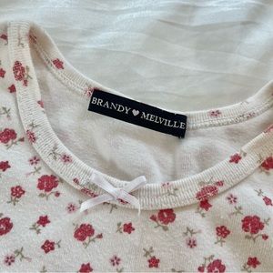 brandy melville rare floral baby tee